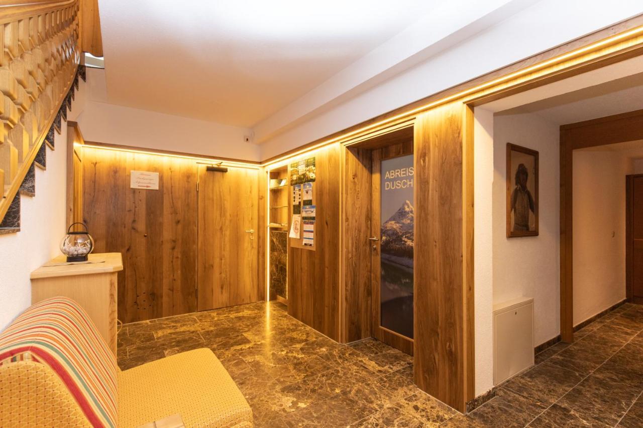 Hotel Garni Monte Bianco Ischgl Exterior photo