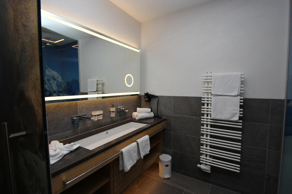 Hotel Garni Monte Bianco Ischgl Exterior photo