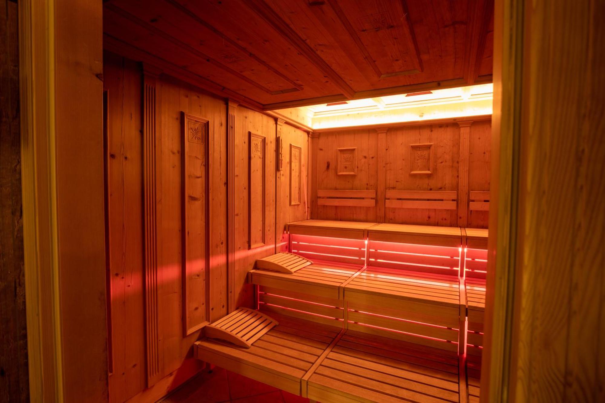 Hotel Garni Monte Bianco Ischgl Exterior photo