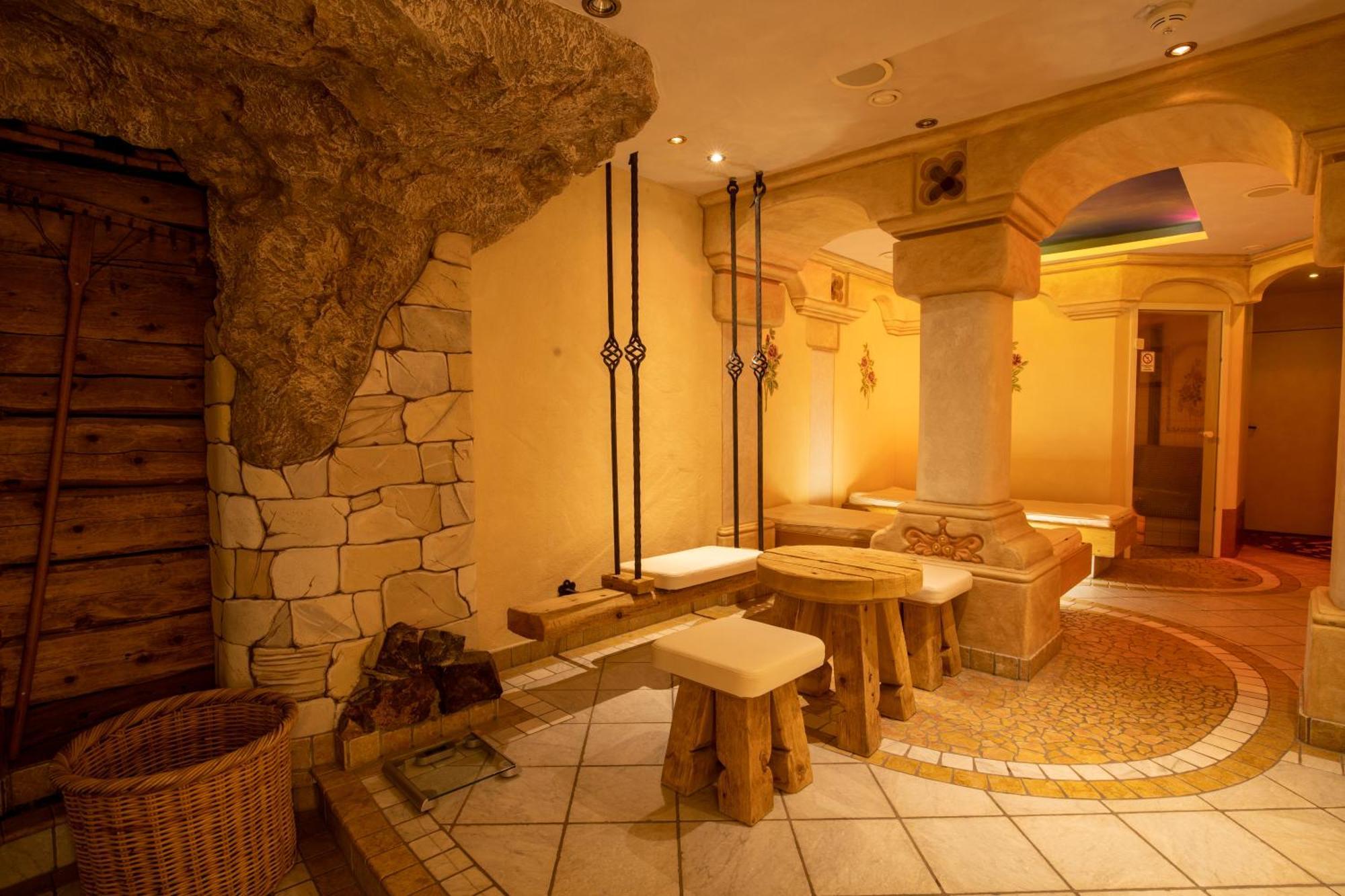 Hotel Garni Monte Bianco Ischgl Exterior photo