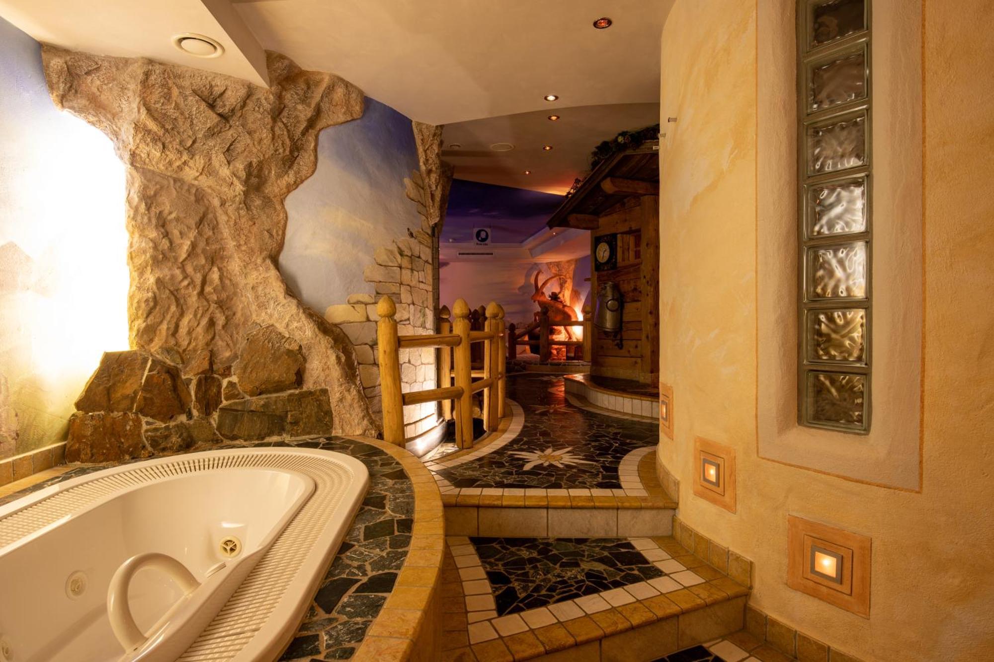 Hotel Garni Monte Bianco Ischgl Exterior photo