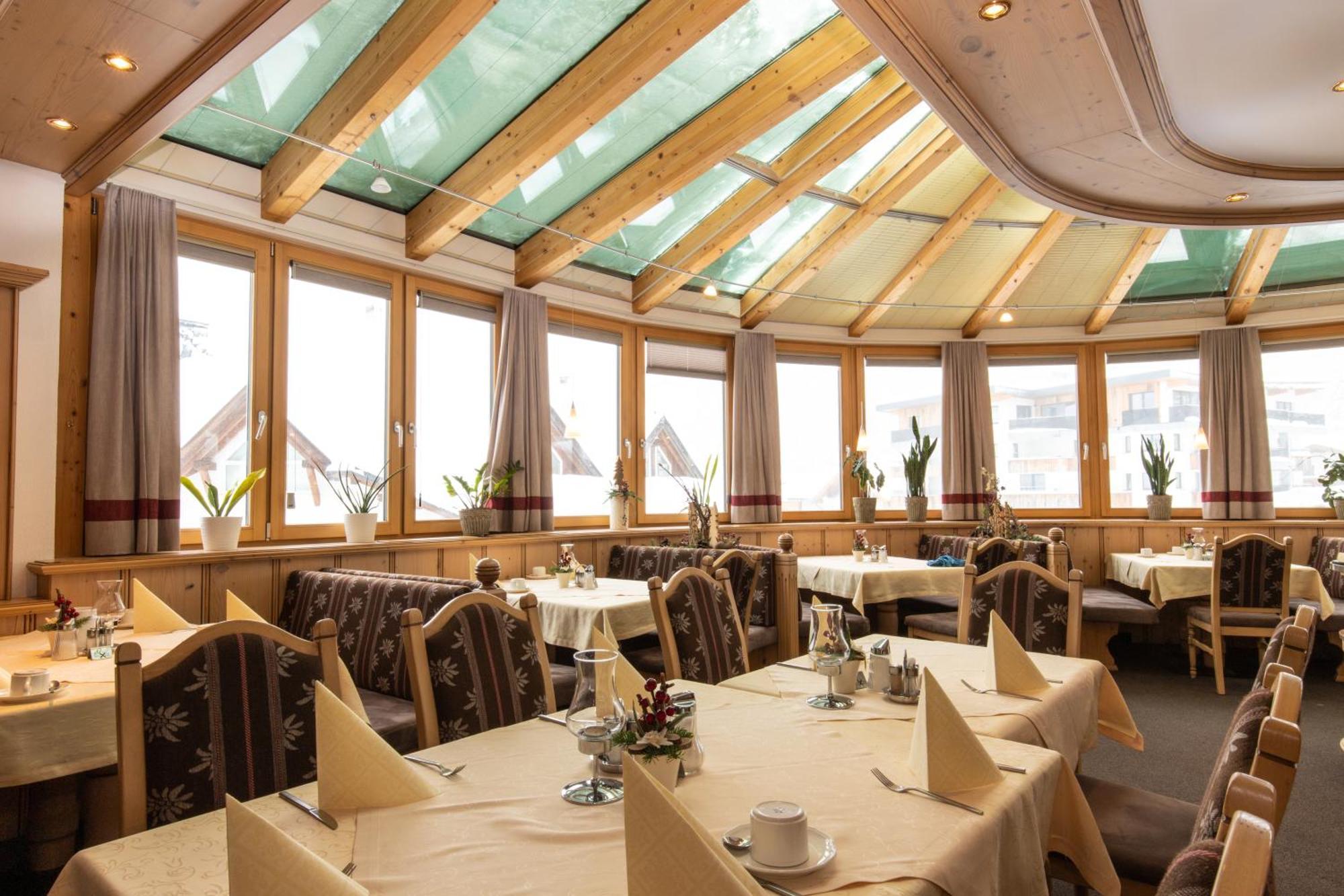 Hotel Garni Monte Bianco Ischgl Exterior photo