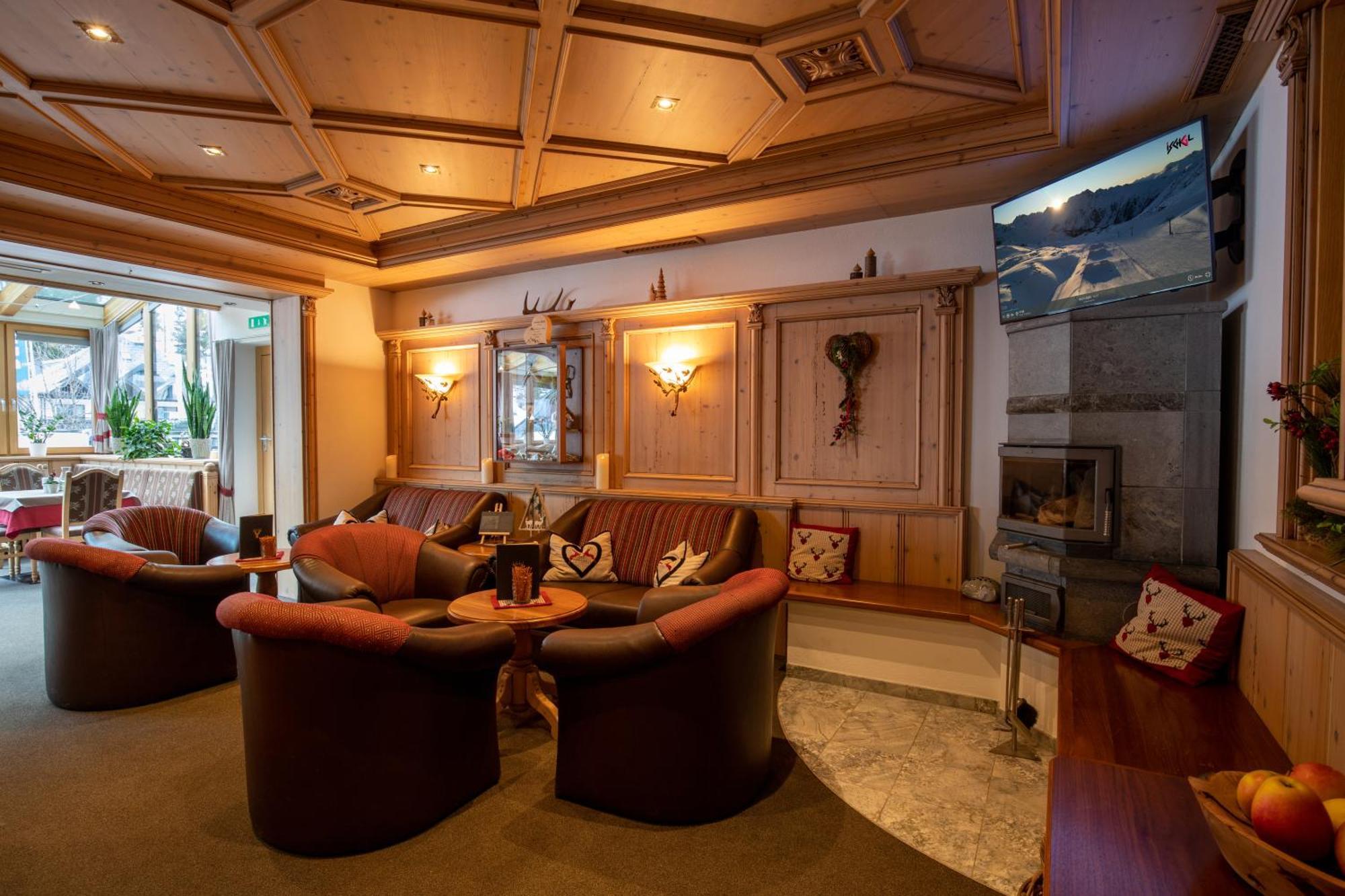 Hotel Garni Monte Bianco Ischgl Exterior photo