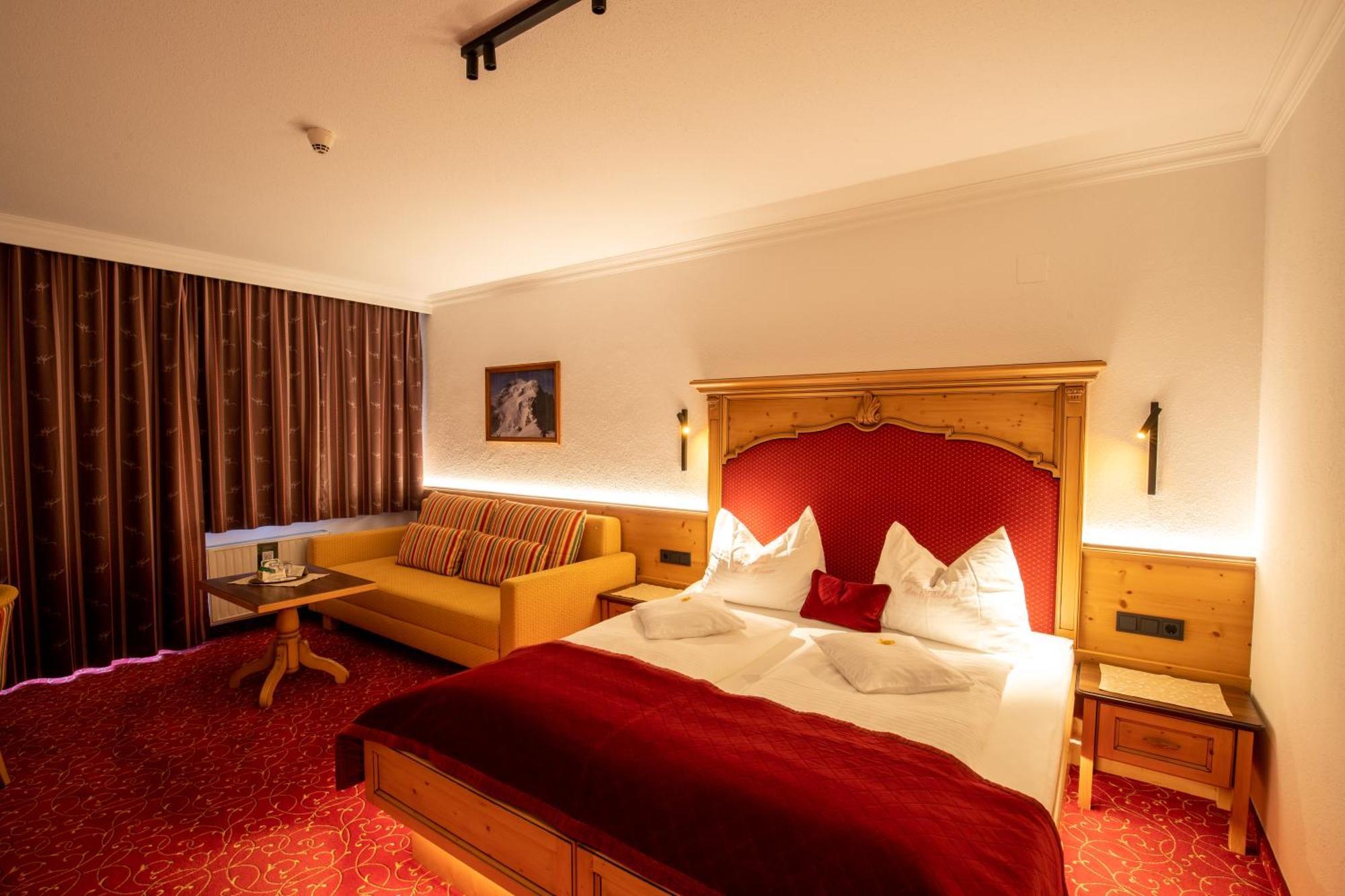 Hotel Garni Monte Bianco Ischgl Exterior photo