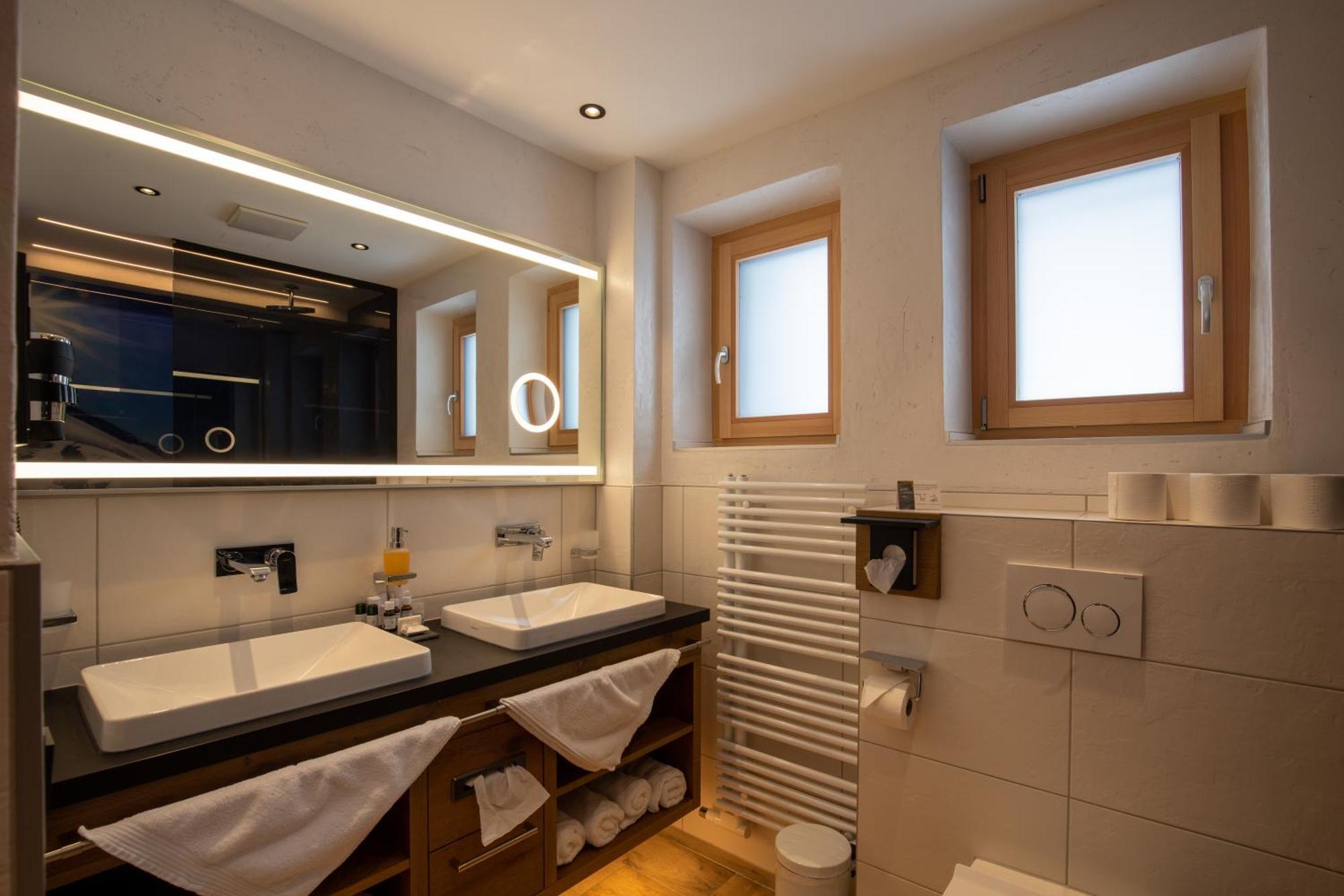 Hotel Garni Monte Bianco Ischgl Exterior photo