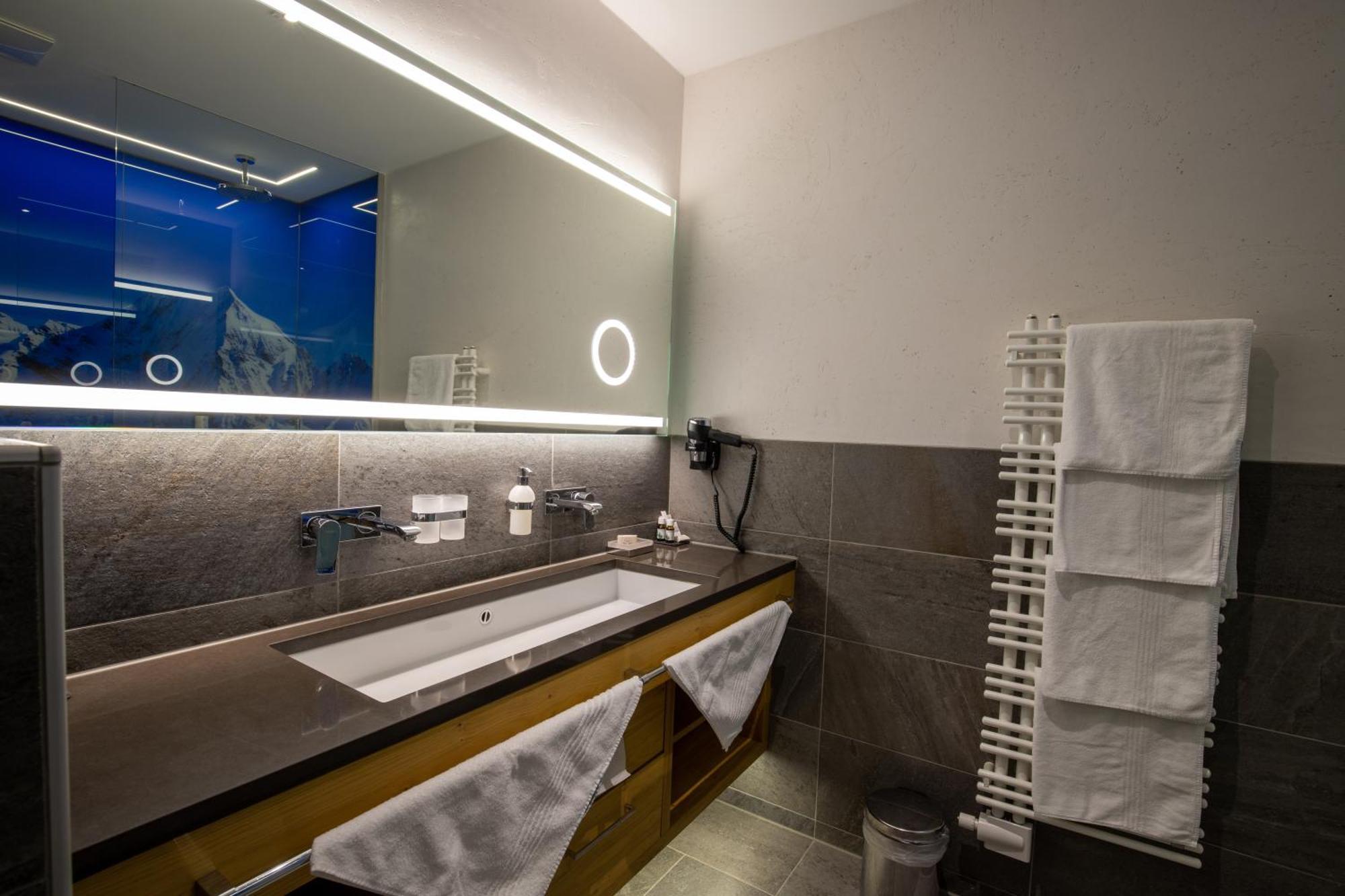 Hotel Garni Monte Bianco Ischgl Exterior photo