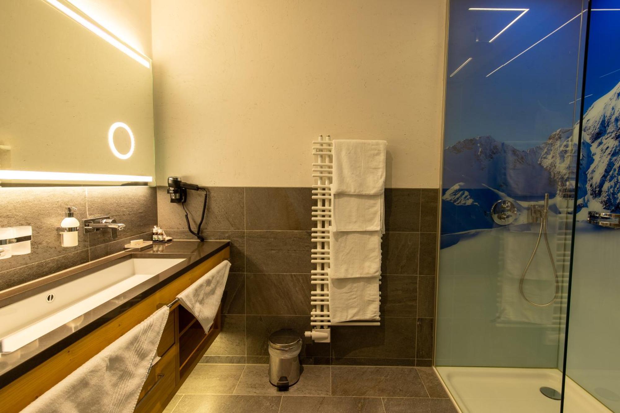 Hotel Garni Monte Bianco Ischgl Exterior photo